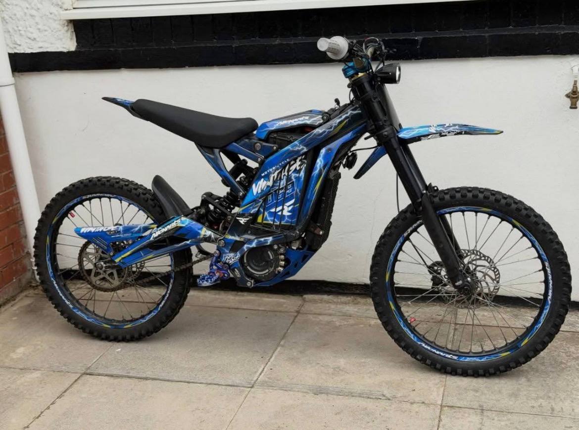 Surron LBX 2025
